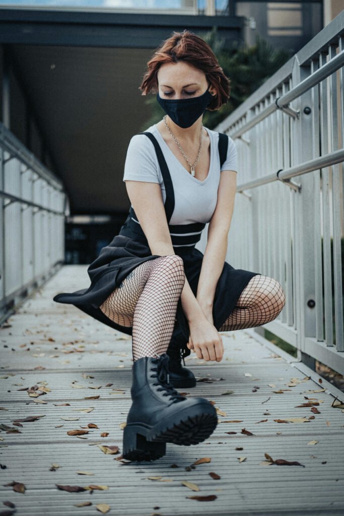 28+ Iconic Euphoria Outfits for Die-Hard Fans of the Show