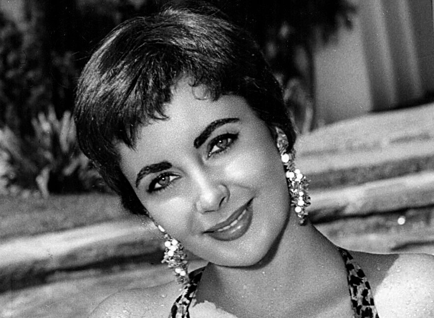 The Legacy of Elizabeth Taylor: Height, Weight, Real Size & More
