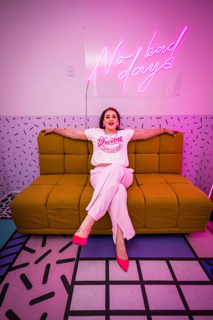 What to Wear In Las Vegas: 30+ Classy Outfits for Women