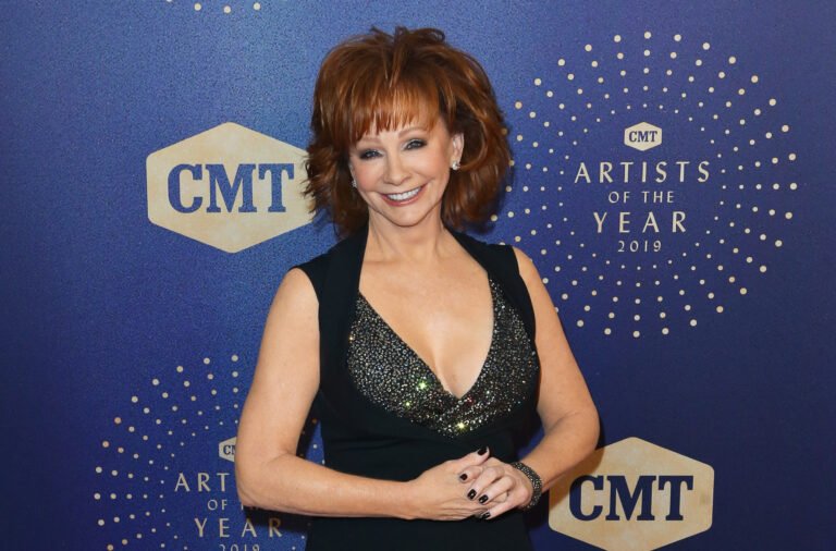 Is Reba McEntire ‘Mad’ at Swift for Hanging Out with Travis?