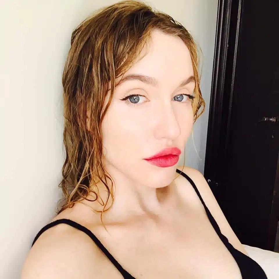 About Charlie Hunnam’s Long Term Girlfriend Morgana McNelis