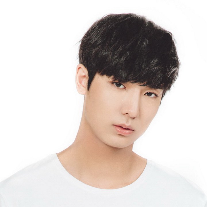 Yuto (Pentagon) age, wiki, girlfriend, Facts and more
